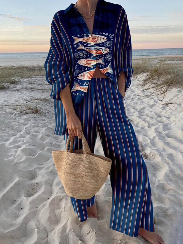 Gisela | Oversized blouse with ocean print from island style and trousers with elastic pockets