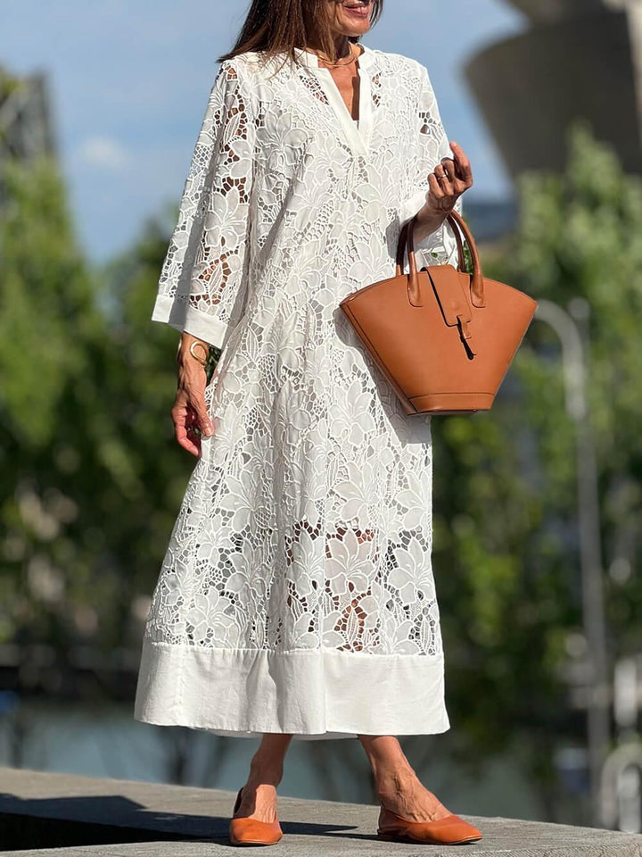 Magdalena | Midi dress with V-neck floral glamor for the beach