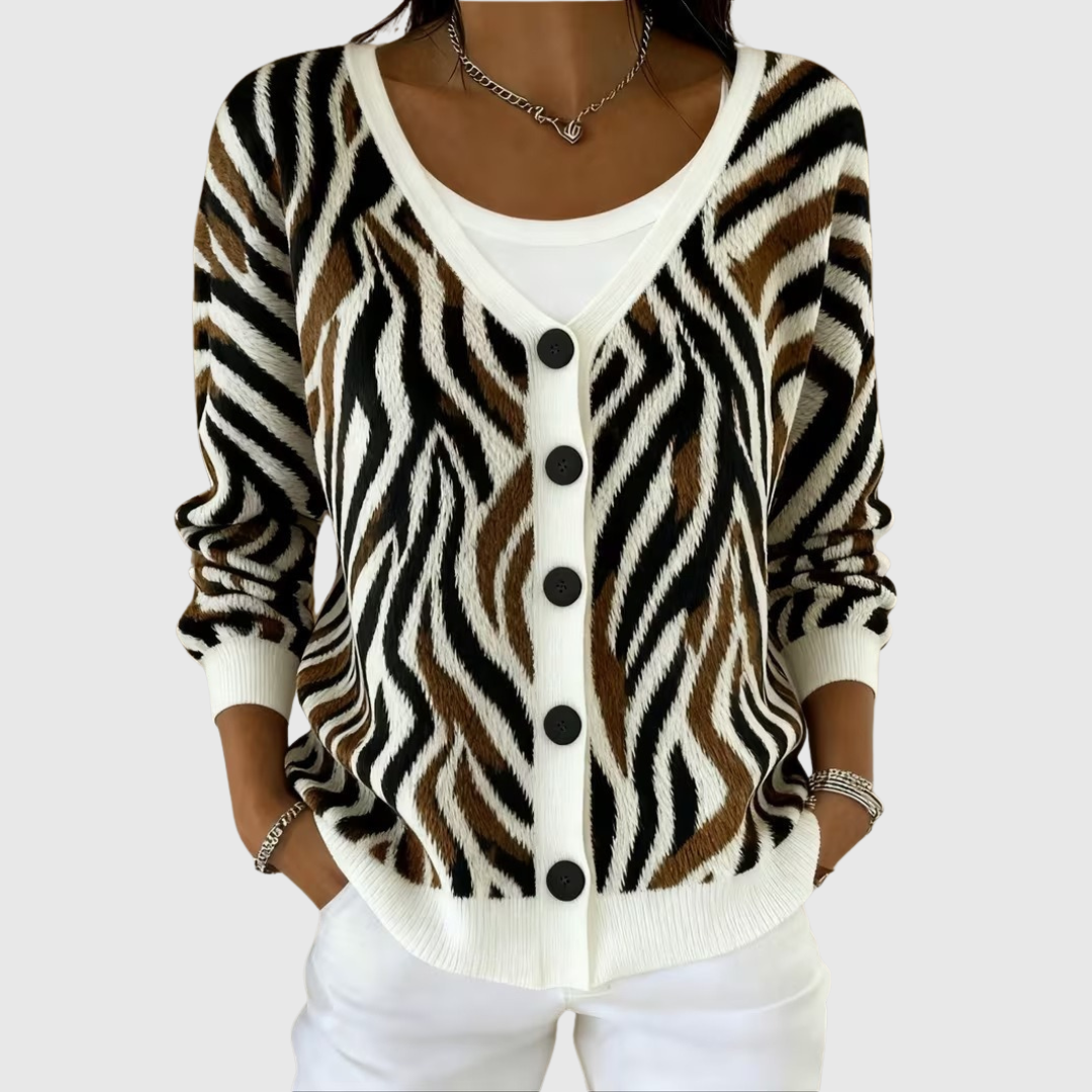 Catherine | Comfortable buttoned knit cardigan