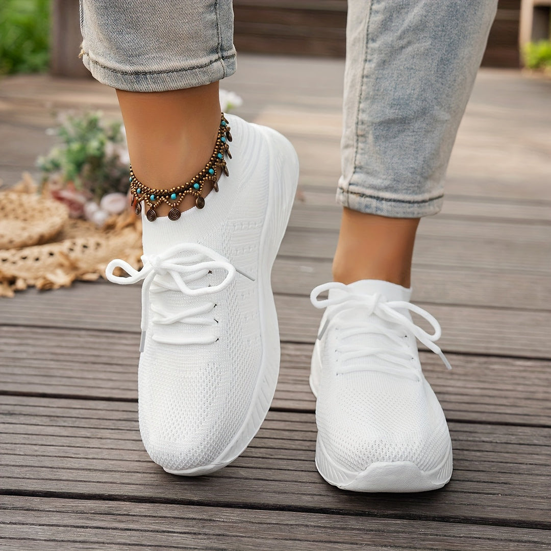 Trude | Comfortable and light shoes