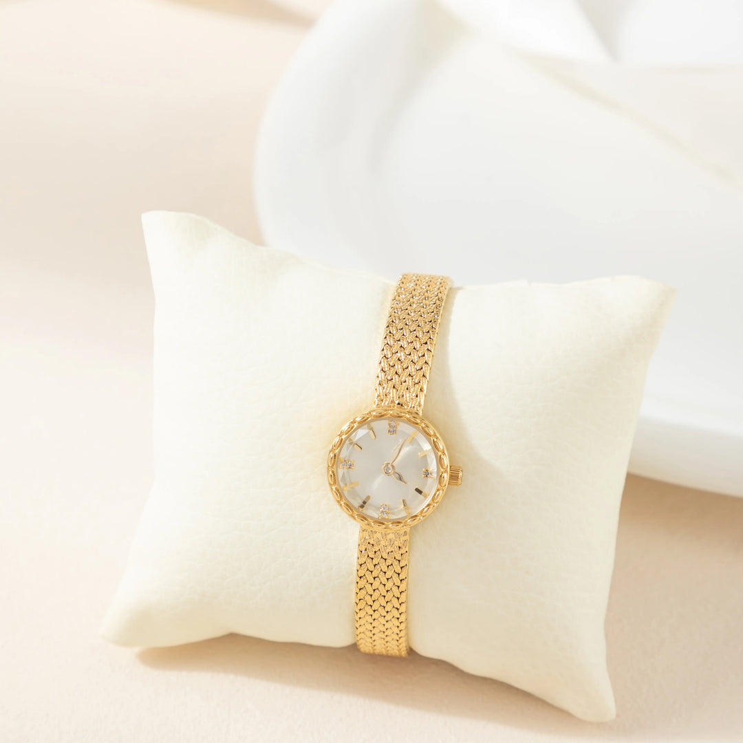 Grace - Golden Classic Watch