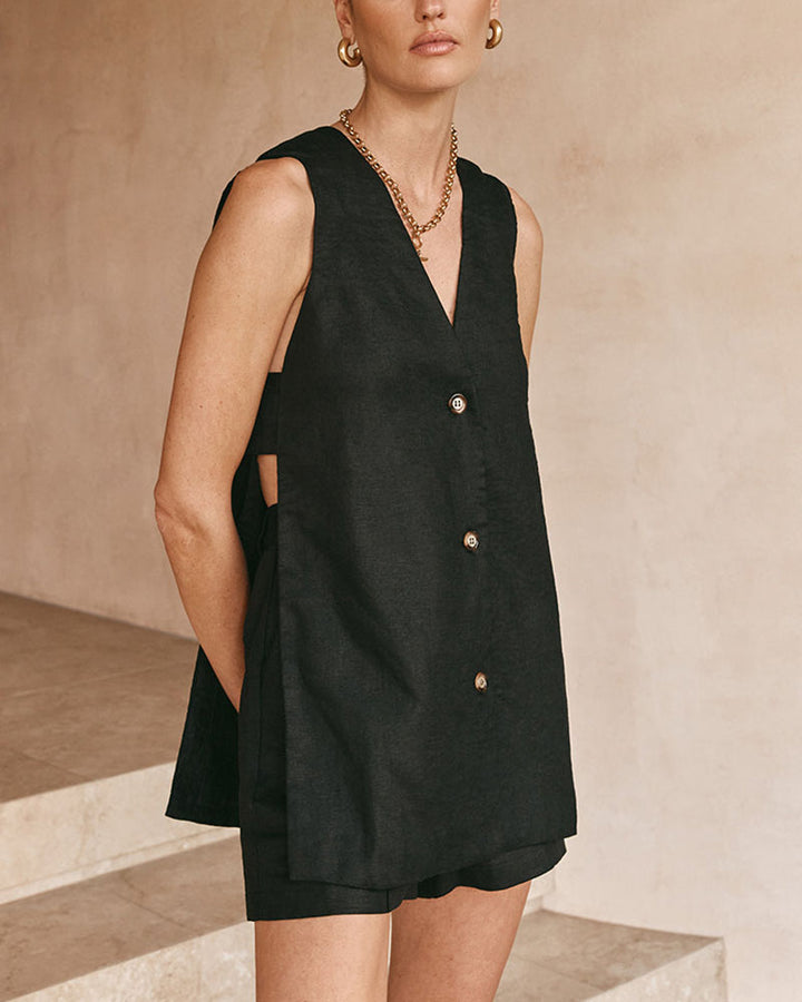 Matilda | Sleeveless set with buttons