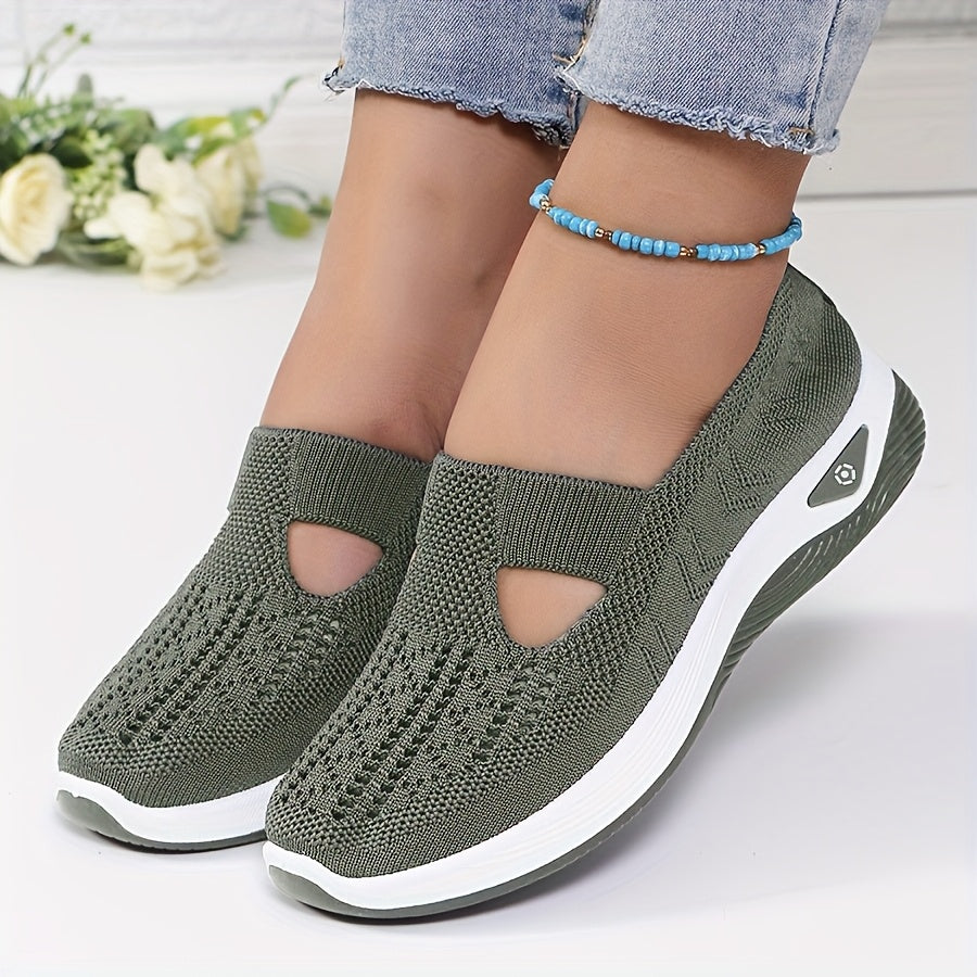Roswitha | Easy to put on sports shoes with stable comfort