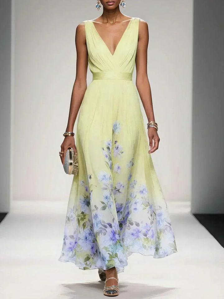 Zoe | Maxi dress made of chiffon with flowers light blue and V-neck