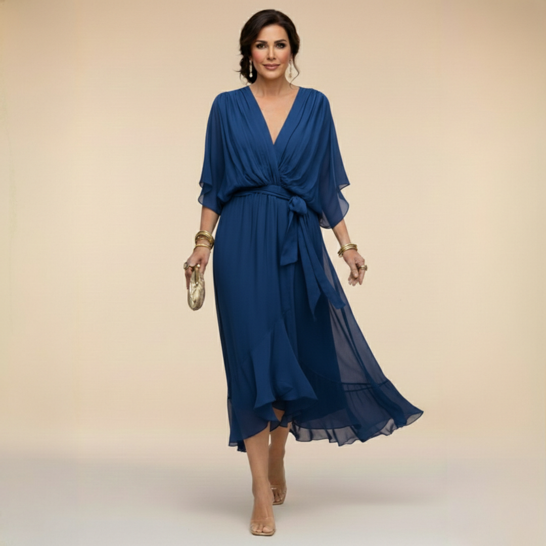 Regina | Chiffon dress with scollo with V