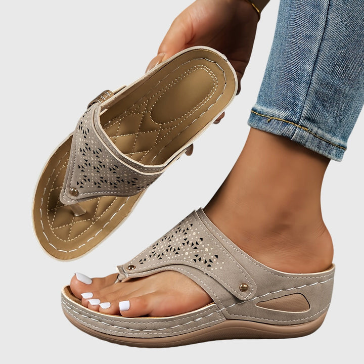 Rose | Flip flop sandals