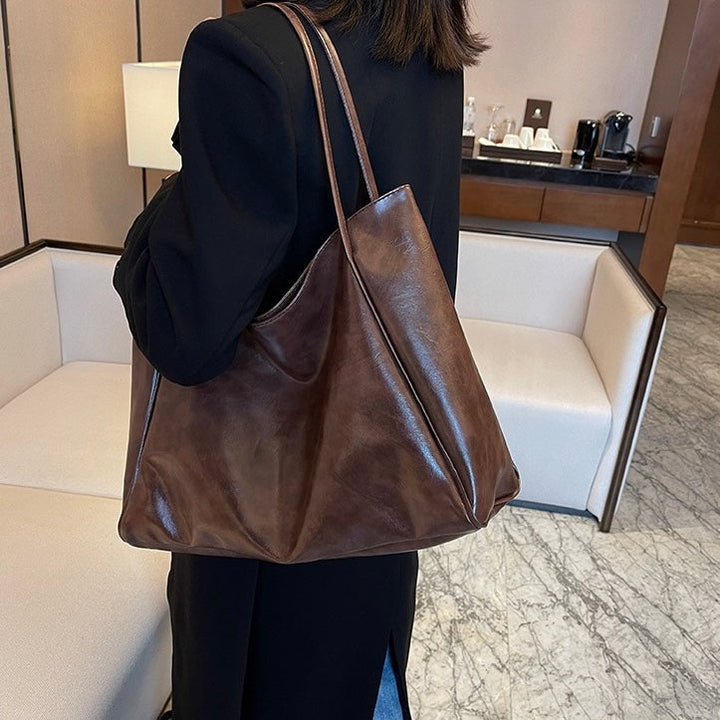 Zoe | Shiny leather bag