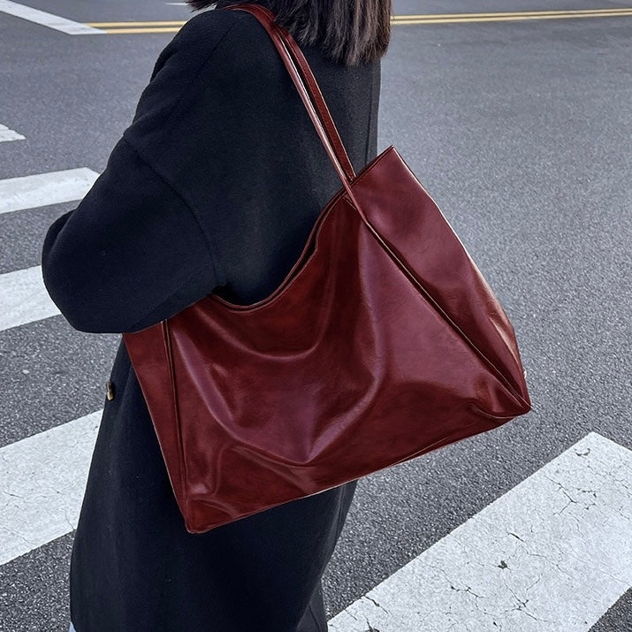 Zoe | Shiny leather bag