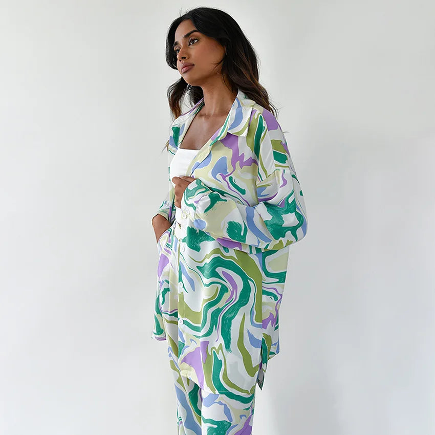 Victoria | Expressive printed swirl set