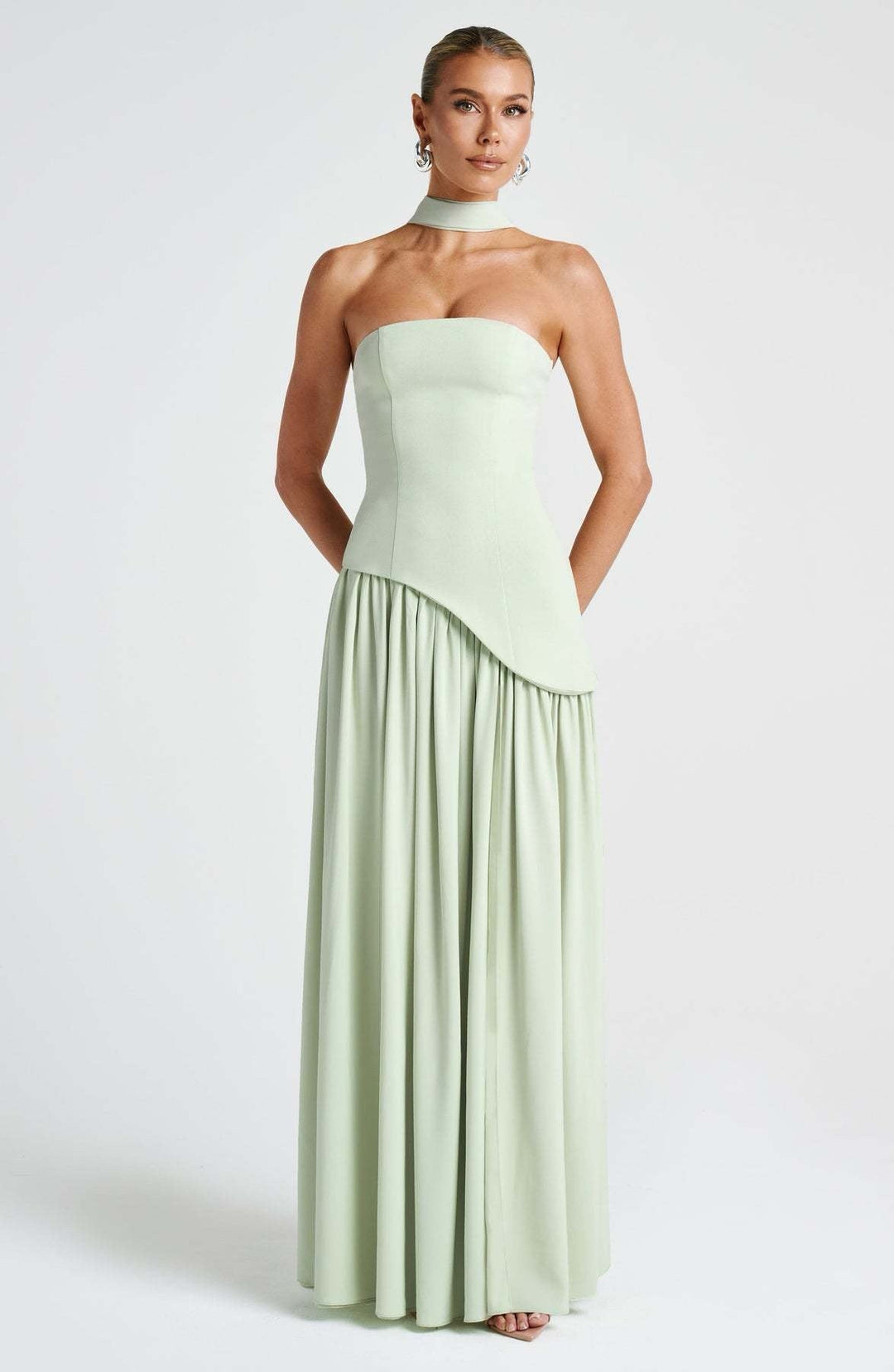 Amelia - Sophisticated Long Dress