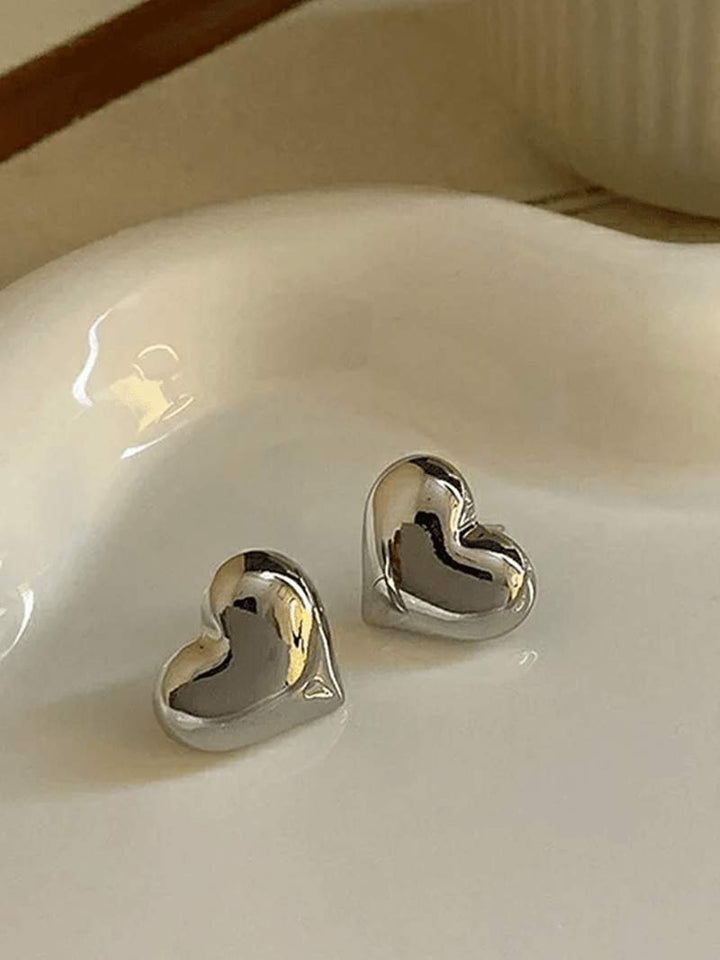 Scarlett - Heart Hoop Earrings