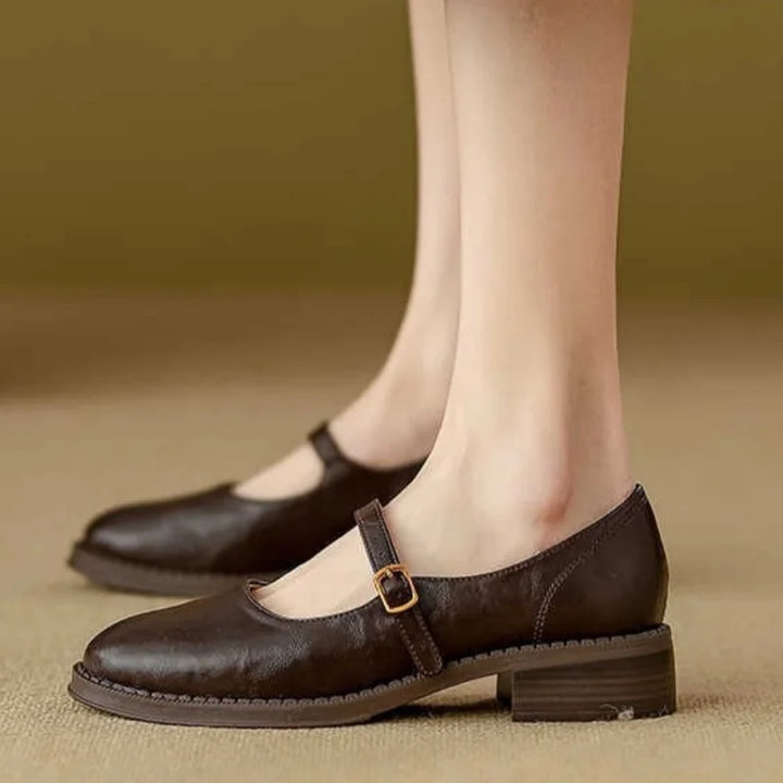 Grace – timeless strappy shoes