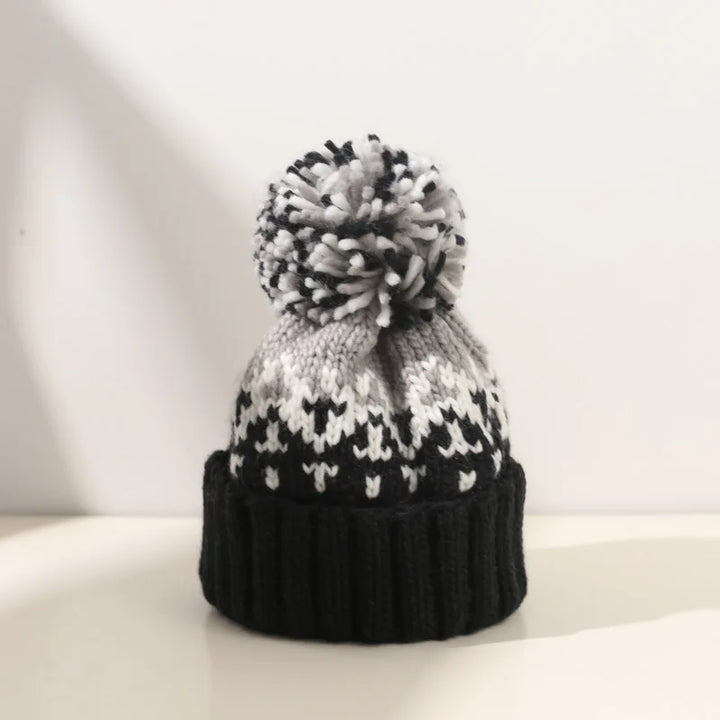 Claire | Cosy Snowflake Pom Beanie