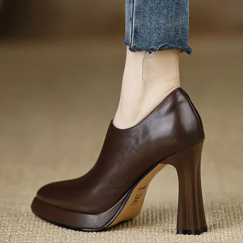 Lily – Stylish high heels