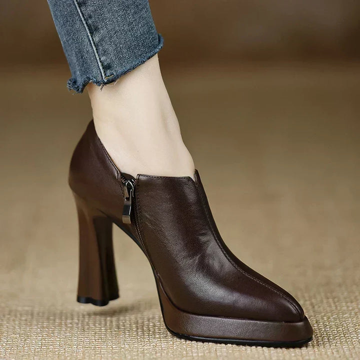 Lily – Stylish high heels