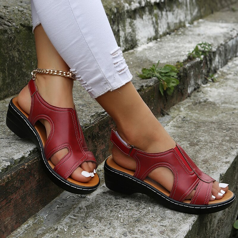 Joanna | Orthopedic sandals with heels