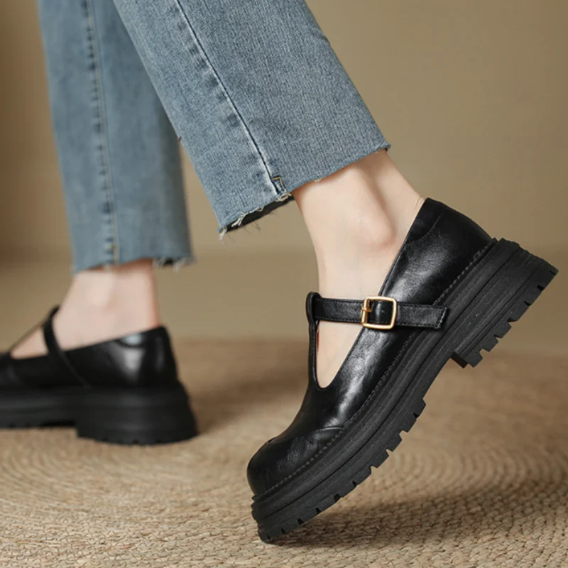 Sophie vintage T-bar shoes