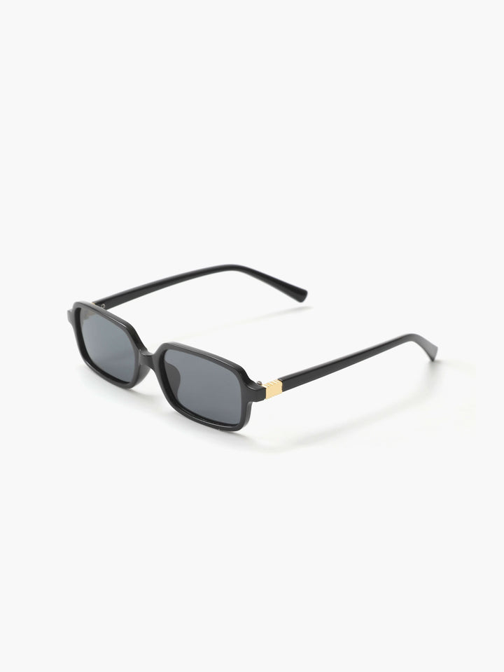 Tahlia Marie | Glamorous sunglasses