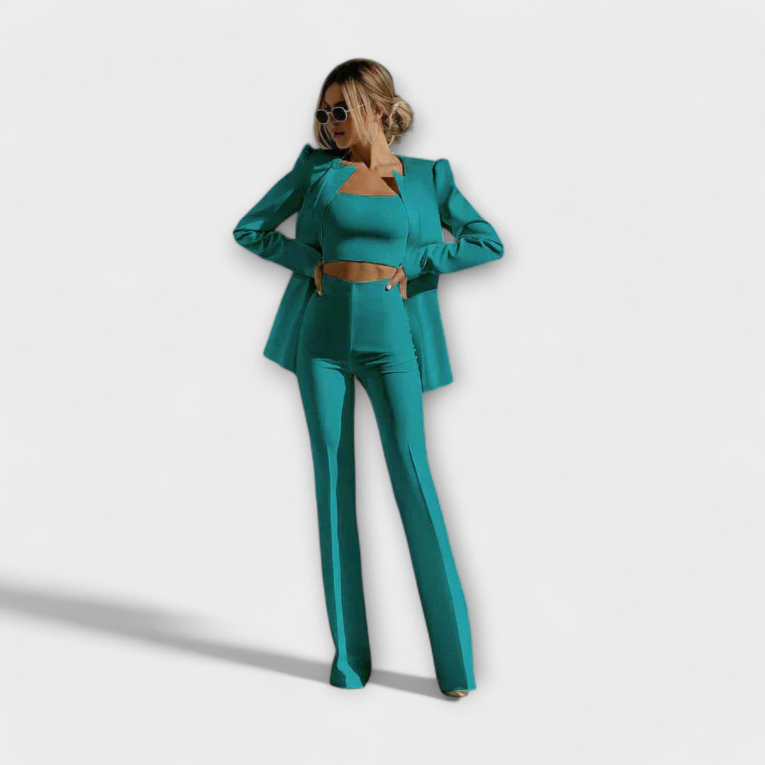Willow - Stylish Three-Piece Set