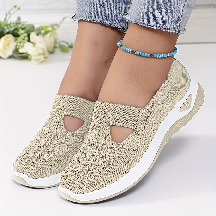 Roswitha | Easy to put on sports shoes with stable comfort