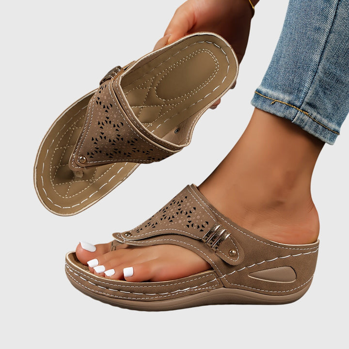 Rose | Flip flop sandals