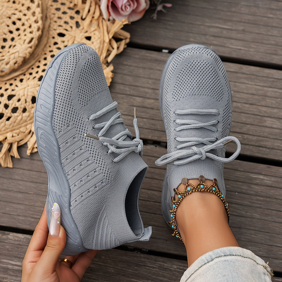 Trude | Comfortable and light shoes