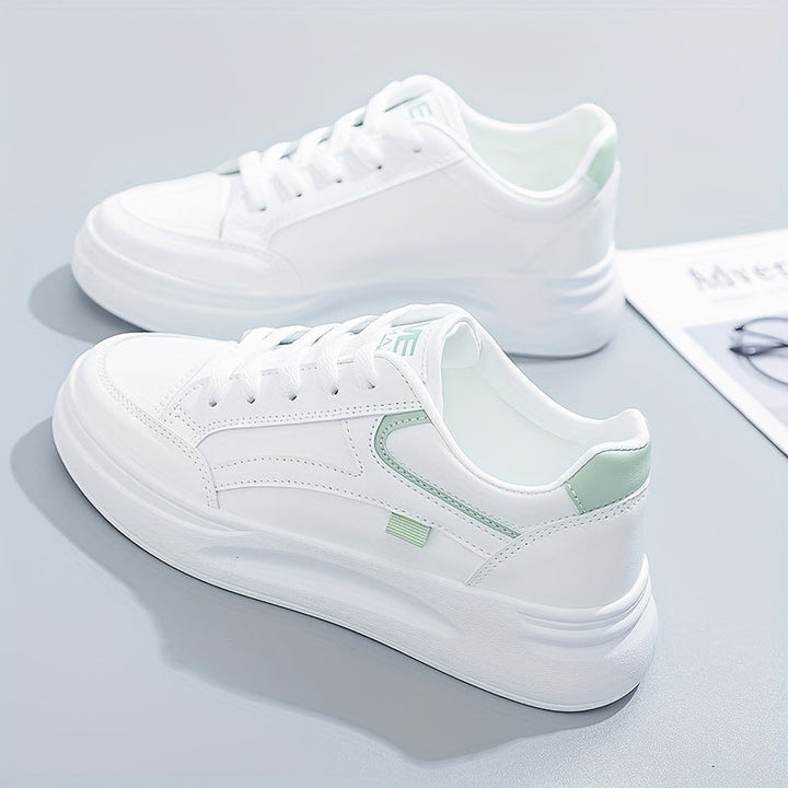 Nina | Chic white sneakers with light comfort