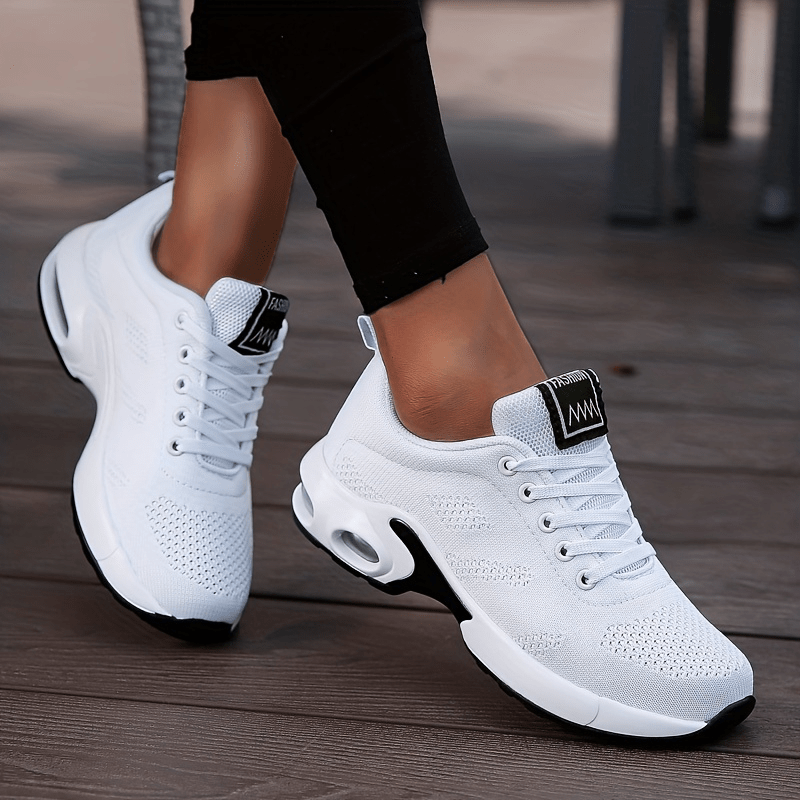Ottilie | Cushioned, breathable and non-slip sneakers