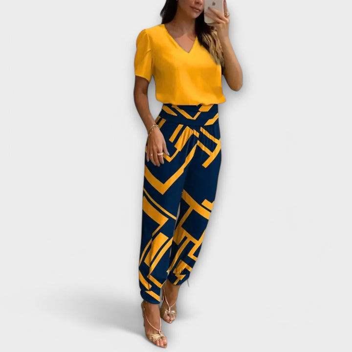 Phoebe - Sweater and Trousers Set