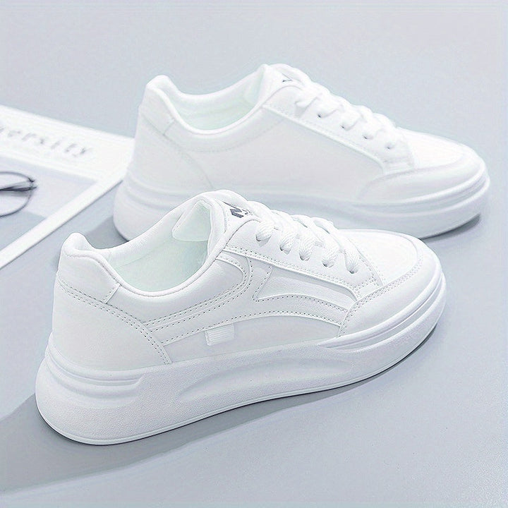 Nina | Chic white sneakers with light comfort