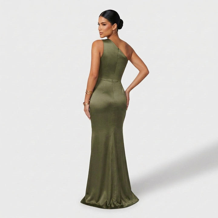 Hannah - Elegant Maxi Dress