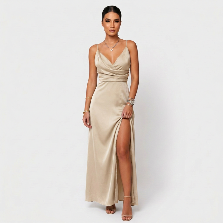 Mia - Elegant Maxi Dress