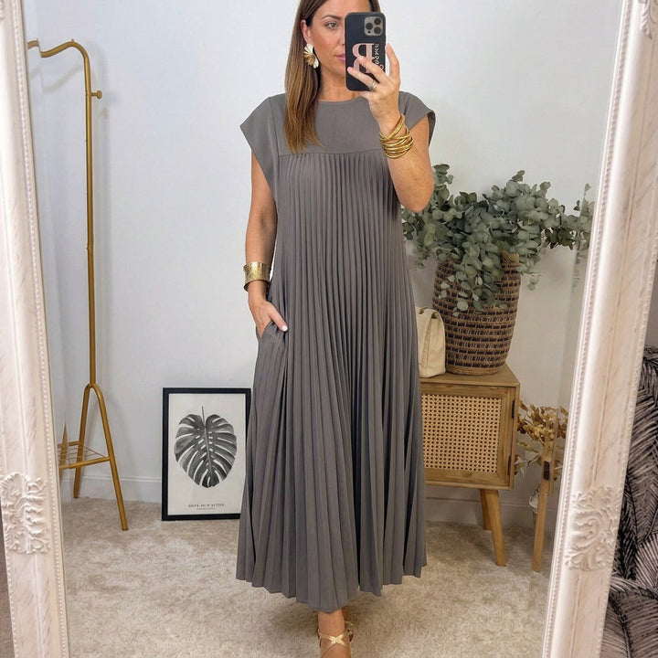 Ruby - Timeless Comfort Dress