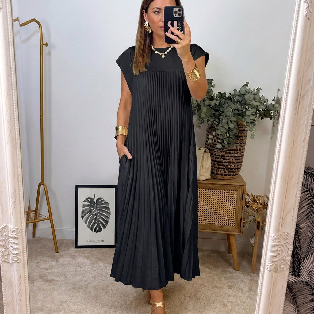 Ainsley - Timeless Comfort Dress