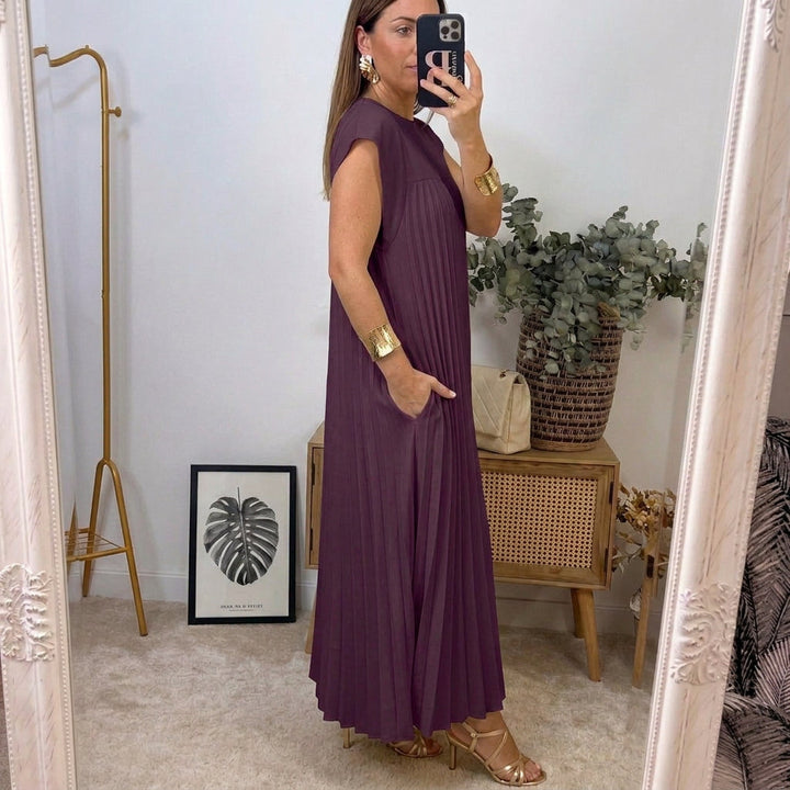 Ainsley - Timeless Comfort Dress