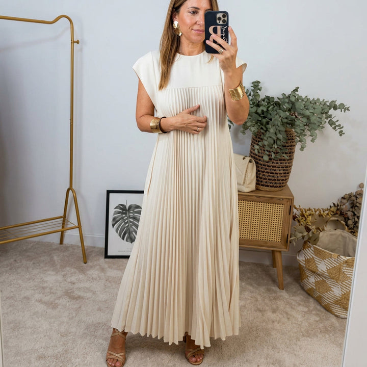 Ainsley - Timeless Comfort Dress