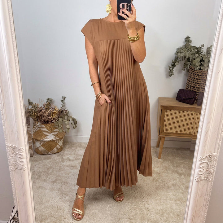 Ainsley - Timeless Comfort Dress