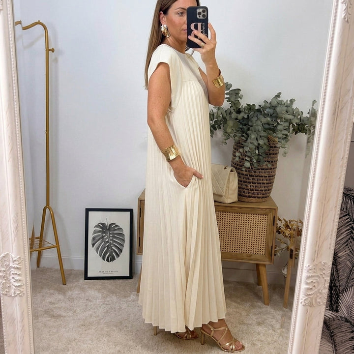 Ainsley - Timeless Comfort Dress