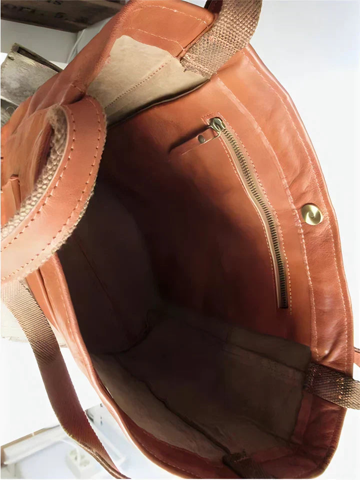 Matilda - Classic Leather Shoulder Bag