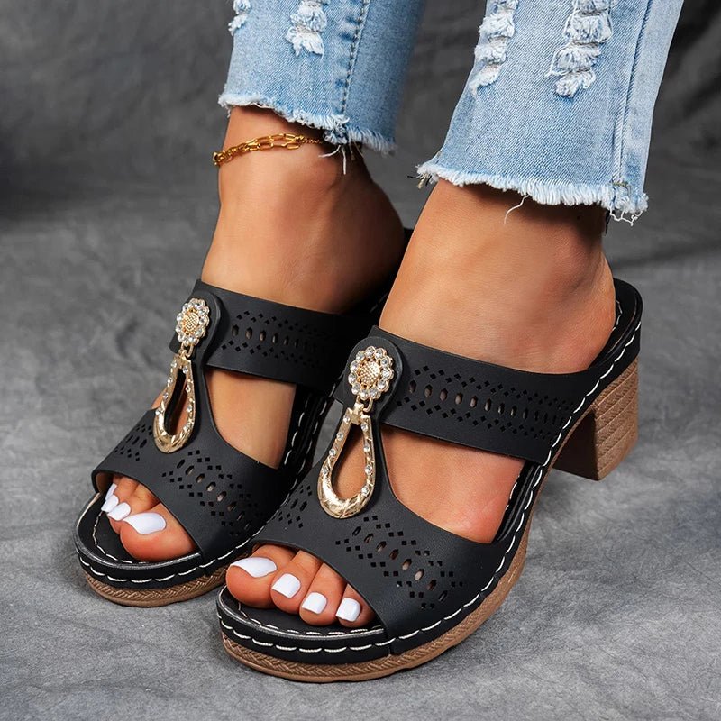 Alice Leonore | Orthopedic sandals