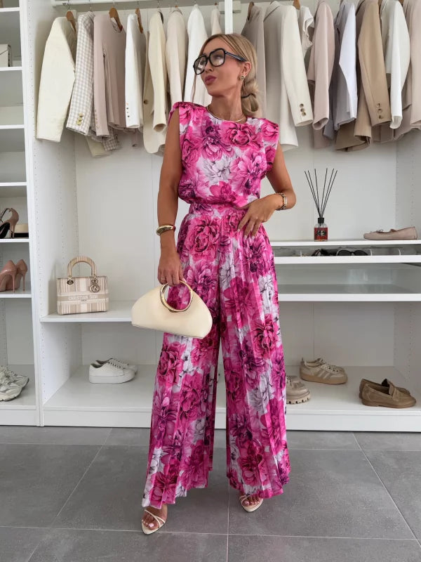 Magdalena | Elegant pleated ensemble